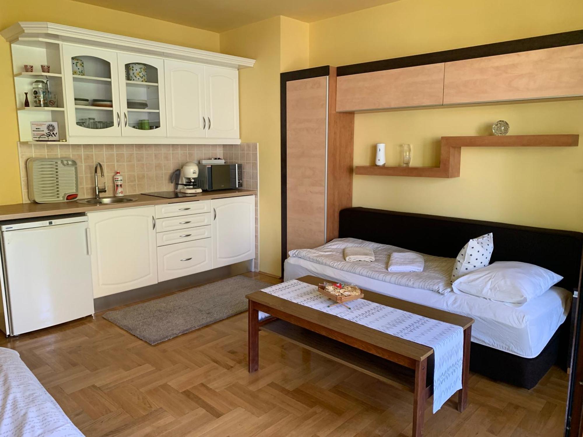 Mandarin Wellness Apartman Siofok Exterior photo