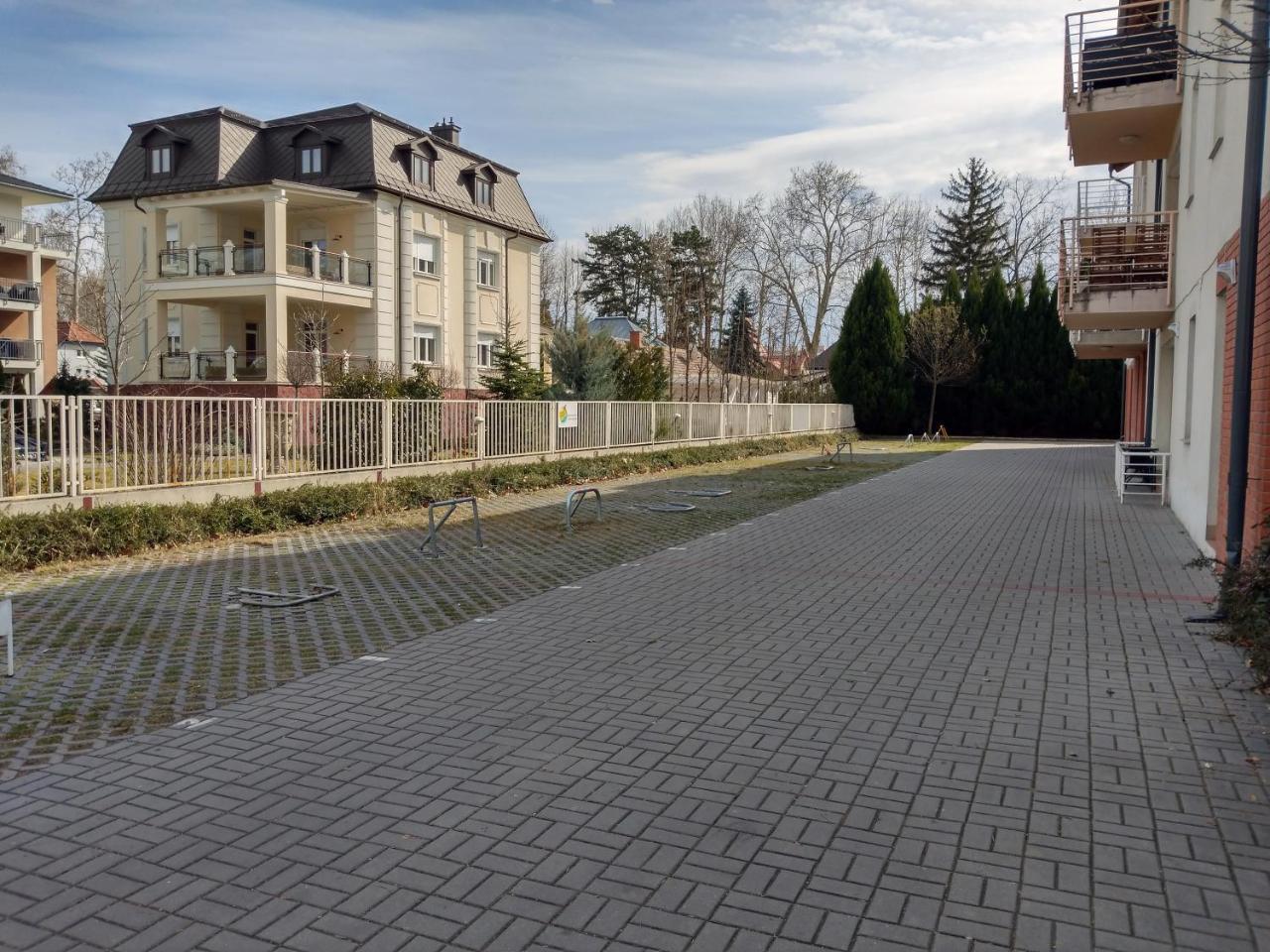 Mandarin Wellness Apartman Siofok Exterior photo